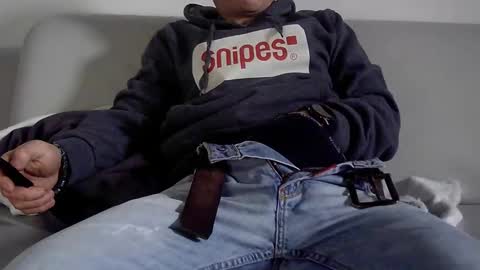 Snapshot of alles594462 chatting on January 2025 01:36:02 PM alles594462 online show from January 2025 01:36:02 PM