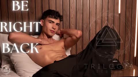 Allex online show from October 2025 10:21:01 PM