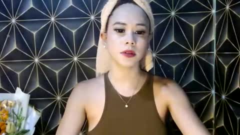 Lavinia  online show from April 2026 11:22:02 AM