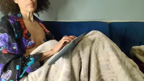 Snapshot of allgood4u chatting on April 2026 04:35:01 AM wishlist on bio online show from April 2026 04:35:01 AM