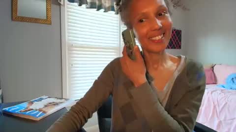 Snapshot of allgood4u chatting on April 2026 10:33:02 PM wishlist on bio online show from April 2026 10:33:02 PM