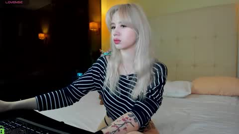 alli_aster online show from February 2026 12:52:02 AM