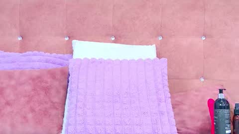 Allicia online show from December 2025 07:23:02 PM