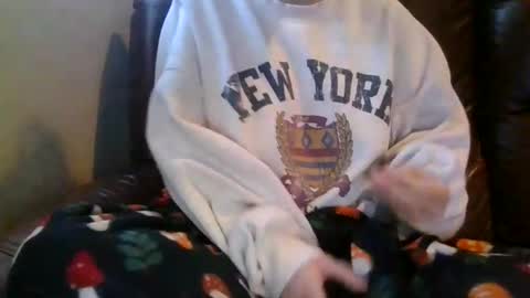 Snapshot of alliebearx chatting on November 2025 10:53:02 PM alliebearx online show from November 2025 10:53:02 PM