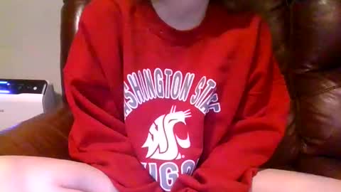 Snapshot of alliebearx chatting on February 2026 02:44:01 AM alliebearx online show from February 2026 02:44:01 AM