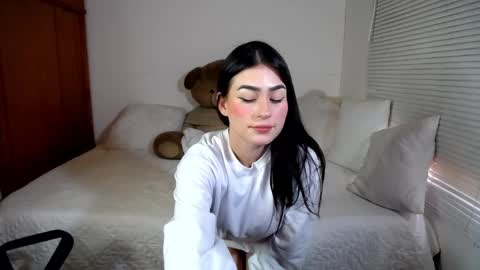 Snapshot of allierose_ chatting on March 2025 06:43:02 PM Allie online show from March 2025 06:43:02 PM