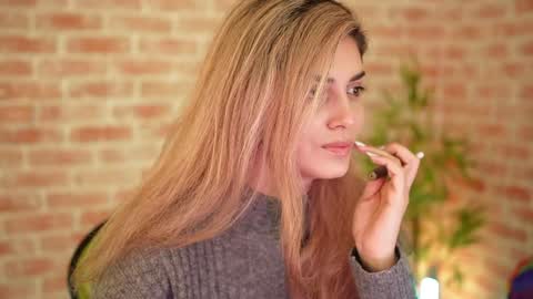 Allie online show from December 2024 01:14:01 PM