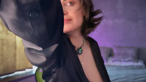 Allie online show from April 2026 12:11:02 PM