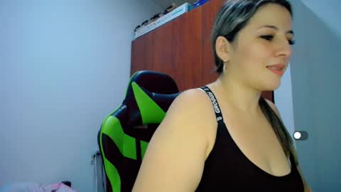 Snapshot of allison_baby_2416 chatting on January 2025 03:11:02 AM Alisson online show from January 2025 03:11:02 AM