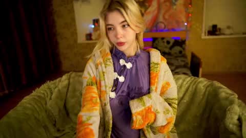 Allison online show from February 2025 08:10:01 PM