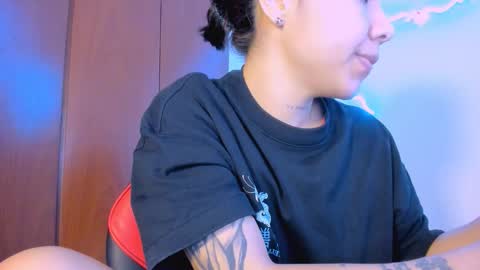 Snapshot of allison_starmodel chatting on March 2026 02:27:02 AM allison_starmodel online show from March 2026 02:27:02 AM