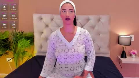 Allison Doll online show from October 2025 02:51:02 PM