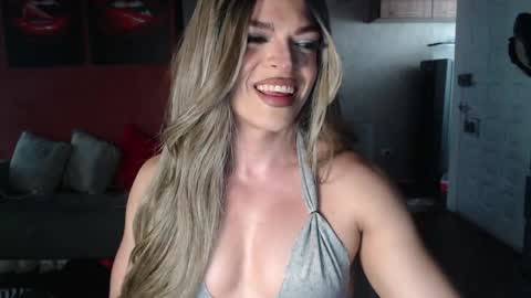 Snapshot of allisonfit chatting on April 2026 12:55:01 PM Allison Victoria online show from April 2026 12:55:01 PM