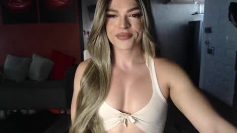 Snapshot of allisonfit chatting on May 2026 12:56:01 PM Allison Victoria online show from May 2026 12:56:01 PM