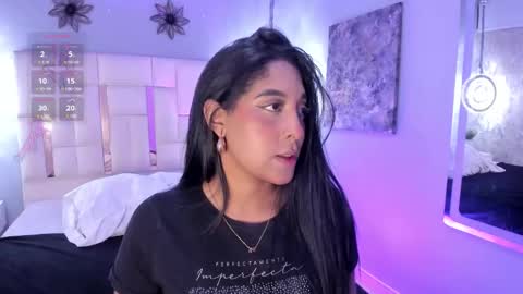 Snapshot of allisonfoster_ chatting on January 2025 09:09:02 PM Allison online show from January 2025 09:09:02 PM