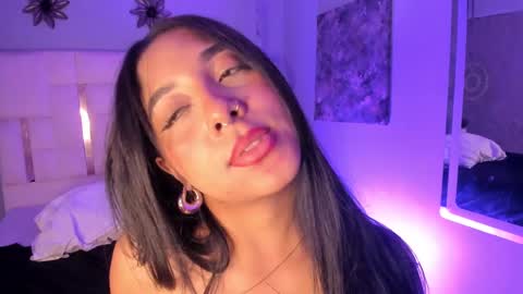 Snapshot of allisonfoster_ chatting on January 2025 12:19:02 AM Allison online show from January 2025 12:19:02 AM