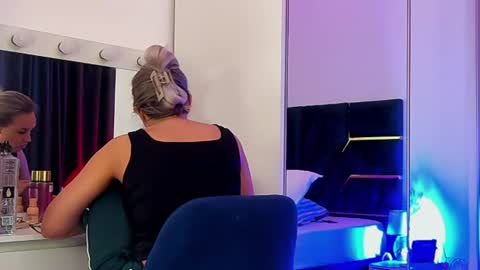 AllisonSweetie online show from July 2026 12:34:01 PM