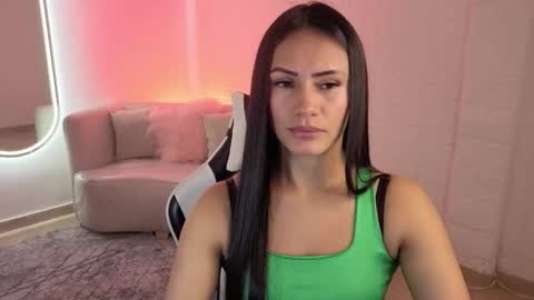 Allisson online show from November 2025 03:27:01 AM