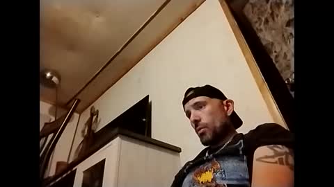 Snapshot of allitrunnin chatting on September 2025 09:58:01 AM allitrunnin online show from September 2025 09:58:01 AM