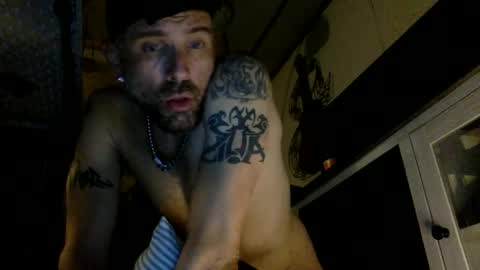 Snapshot of allitrunnin chatting on September 2025 06:07:02 AM allitrunnin online show from September 2025 06:07:02 AM