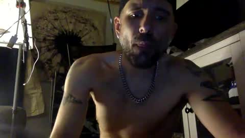 Snapshot of allitrunnin chatting on October 2025 05:02:02 AM allitrunnin online show from October 2025 05:02:02 AM