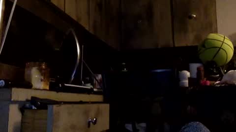 Snapshot of allitrunnin chatting on December 2025 01:44:02 AM allitrunnin online show from December 2025 01:44:02 AM