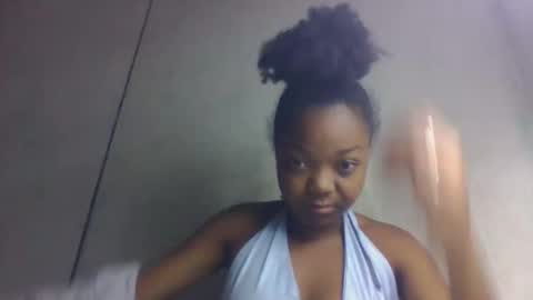 allizida01 online show from May 2026 12:49:02 AM