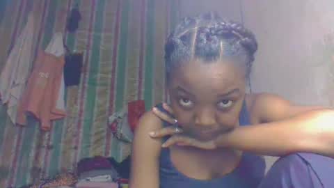 allizida01 online show from May 2026 05:52:01 PM