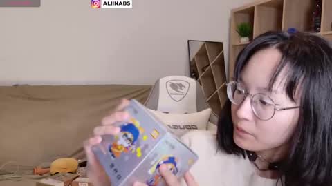 Alina online show from March 2025 04:35:02 PM