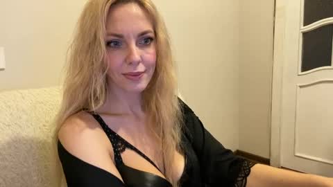 Nika online show from May 2026 04:26:02 PM