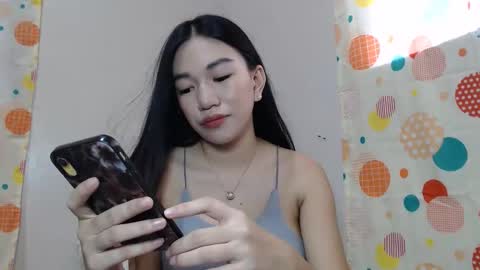 Snapshot of allurewithluna chatting on April 2026 06:40:02 AM Luna online show from April 2026 06:40:02 AM