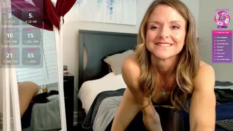 Aurora online show from September 2025 04:23:01 AM