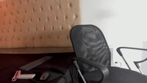 alluringangel01 online show from September 2025 02:55:02 AM