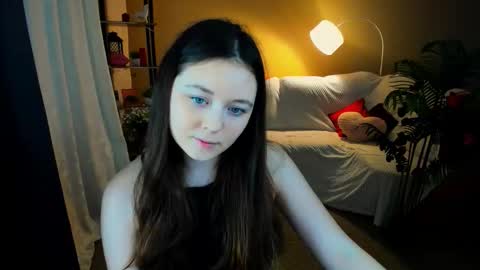 alluringeyess online show from February 2026 12:45:02 PM