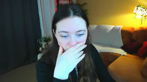 alluringeyess online show from April 2026 04:42:02 PM