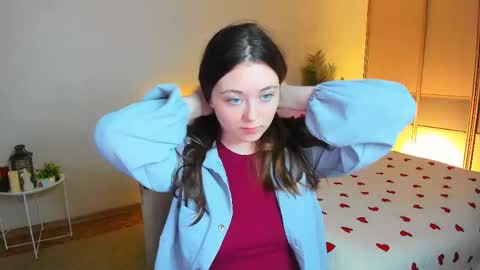 alluringeyess online show from May 2026 04:47:02 PM