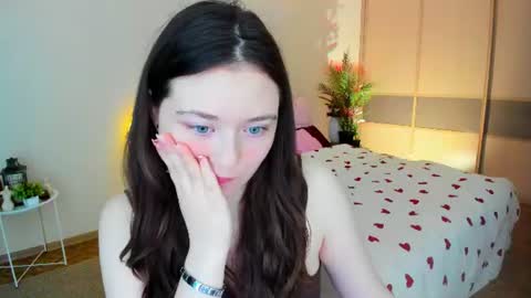 Snapshot of alluringeyess chatting on June 2026 04:50:02 PM alluringeyess online show from June 2026 04:50:02 PM