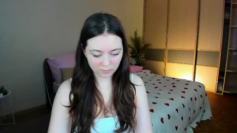 Snapshot of alluringeyess chatting on June 2026 04:50:01 PM alluringeyess online show from June 2026 04:50:01 PM