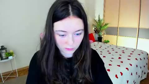 Snapshot of alluringeyess chatting on July 2026 04:36:01 PM alluringeyess online show from July 2026 04:36:01 PM