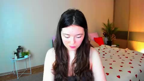 Snapshot of alluringeyess chatting on July 2026 04:48:02 AM alluringeyess online show from July 2026 04:48:02 AM