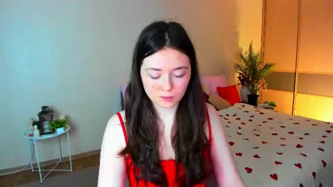 Snapshot of alluringeyess chatting on July 2026 07:23:02 AM alluringeyess online show from July 2026 07:23:02 AM