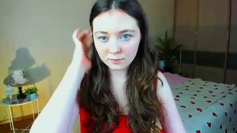 Snapshot of alluringeyess chatting on July 2026 12:43:01 PM alluringeyess online show from July 2026 12:43:01 PM