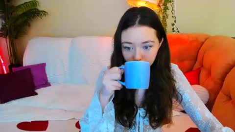 Snapshot of alluringeyess chatting on July 2026 09:16:02 AM alluringeyess online show from July 2026 09:16:02 AM