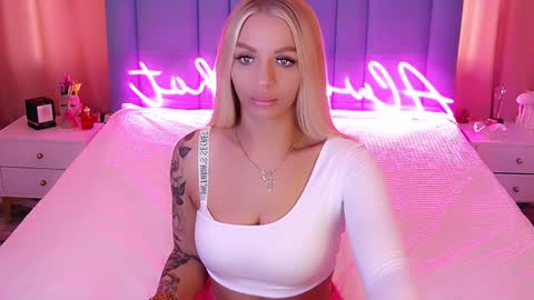 AlwaysHot online show from January 2025 03:22:02 AM