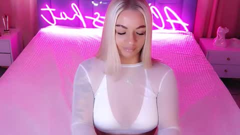 AlwaysHot online show from October 2025 02:28:02 AM