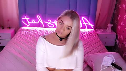 AlwaysHot online show from April 2026 02:09:01 AM