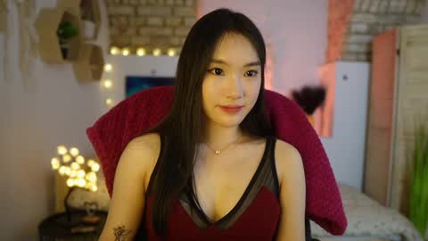 Snapshot of allyah_sky chatting on March 2025 01:32:02 AM Allyah Sky online show from March 2025 01:32:02 AM