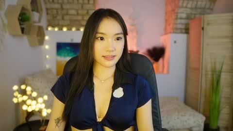 Snapshot of allyah_sky chatting on March 2025 10:08:02 PM Allyah Sky online show from March 2025 10:08:02 PM