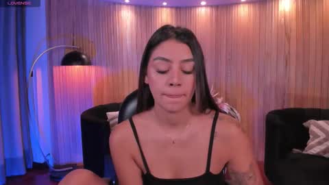 Alisson online show from November 2025 10:15:01 AM