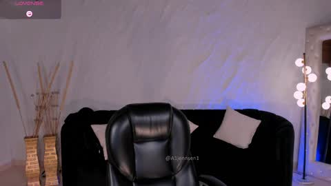 Snapshot of allyjensen chatting on May 2026 10:21:02 AM Alisson online show from May 2026 10:21:02 AM